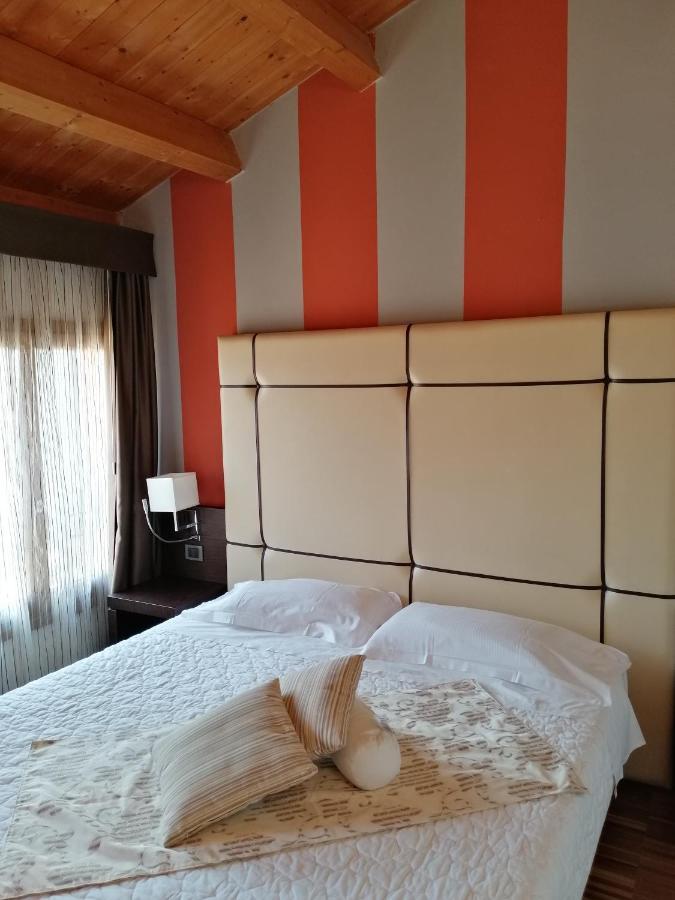 Albergo Minuetto Adria Ngoại thất bức ảnh